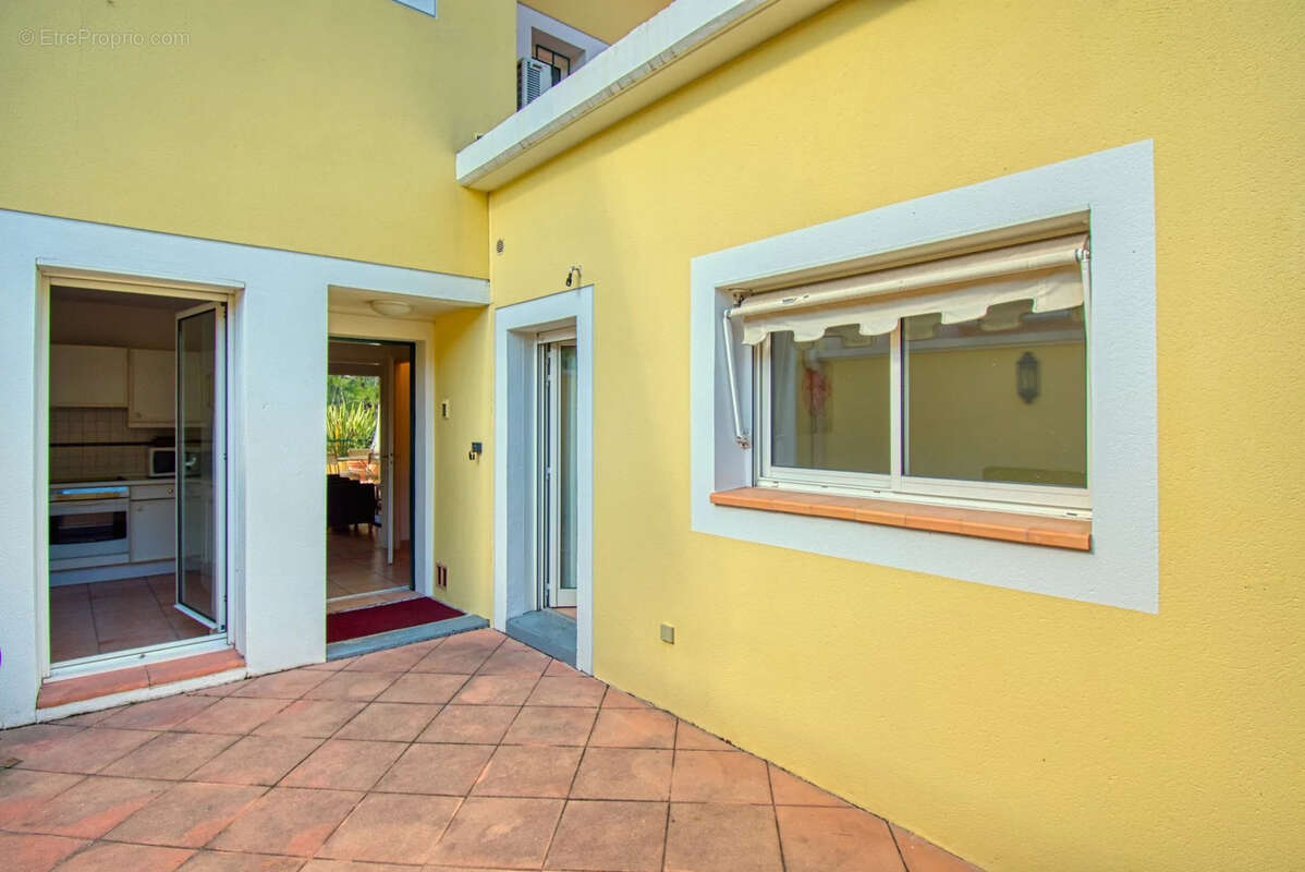Maison à MOUGINS