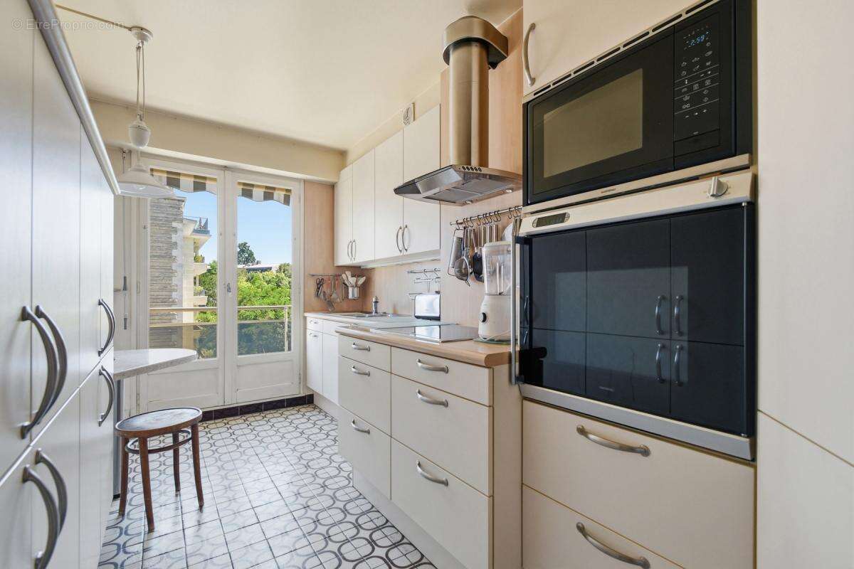 Appartement à VERSAILLES