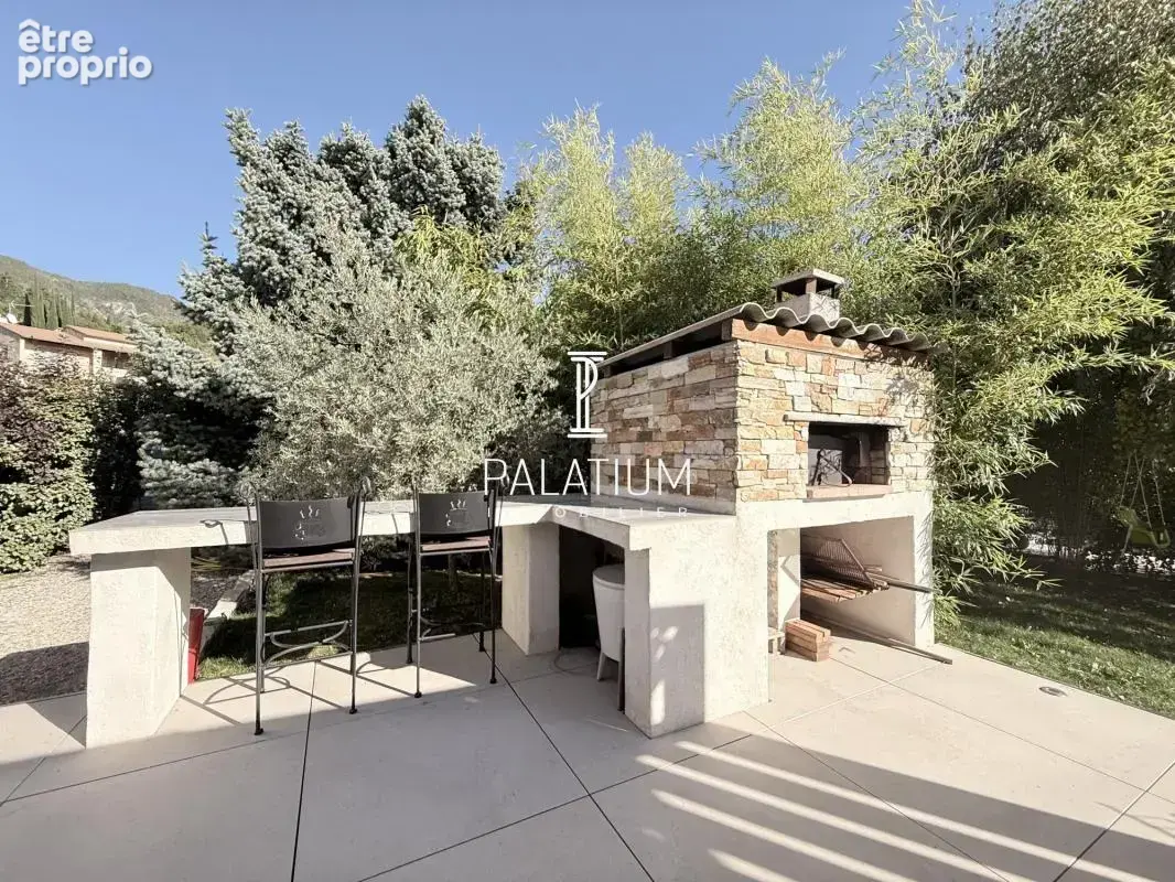 Superbe villa contemporaine dans le village de Claret - photo 16