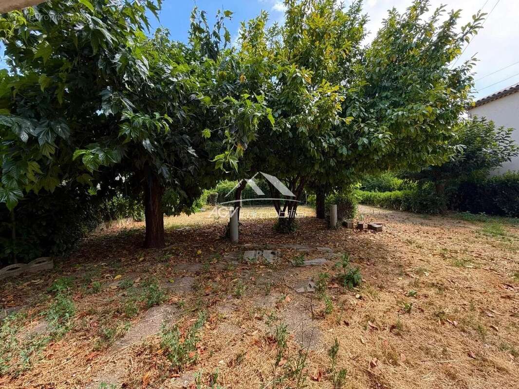 Maison Alès proche commodités sur 898m² de terrain - photo 9