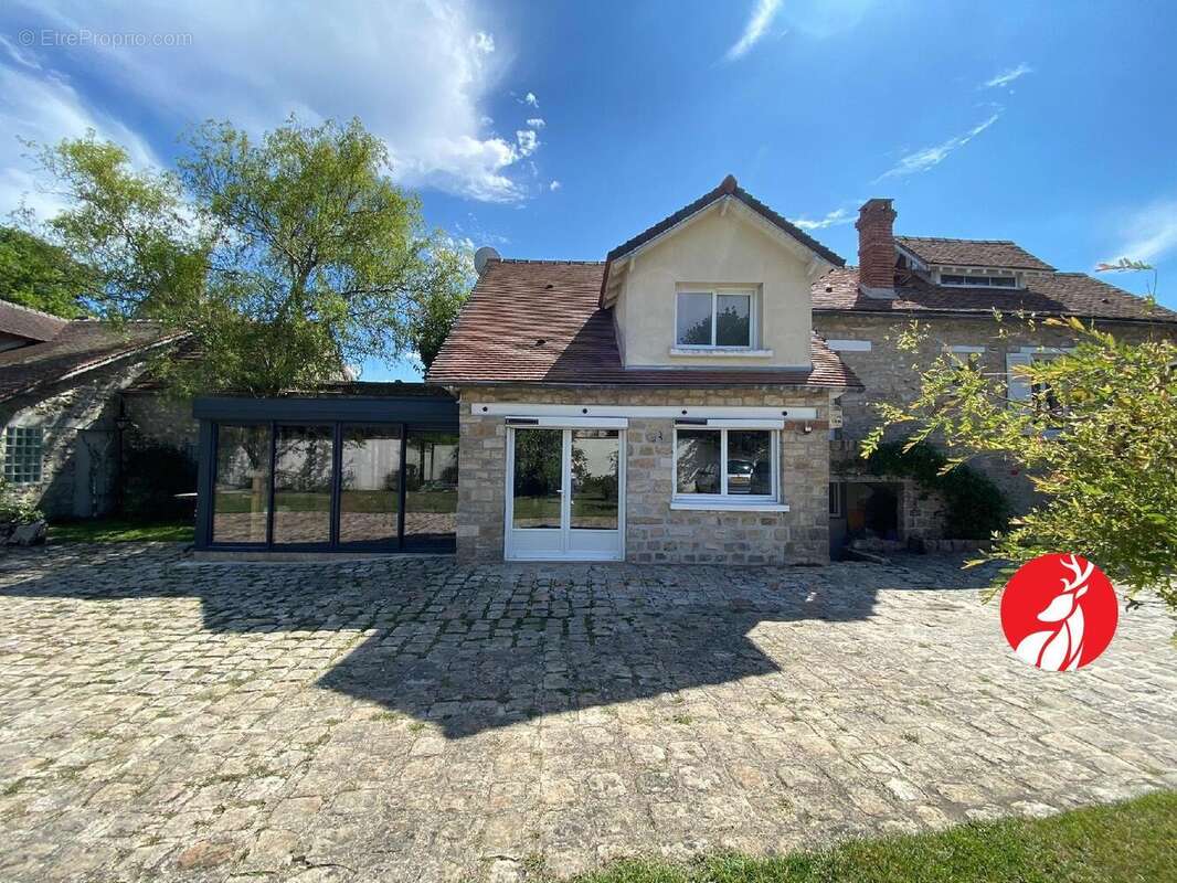 Maison à MOIGNY-SUR-ECOLE