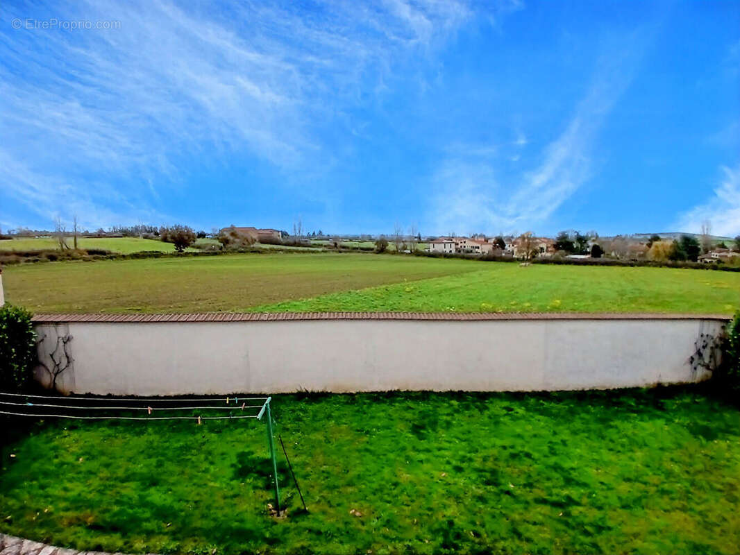 Maison à SAINT-ANDEOL-LE-CHATEAU