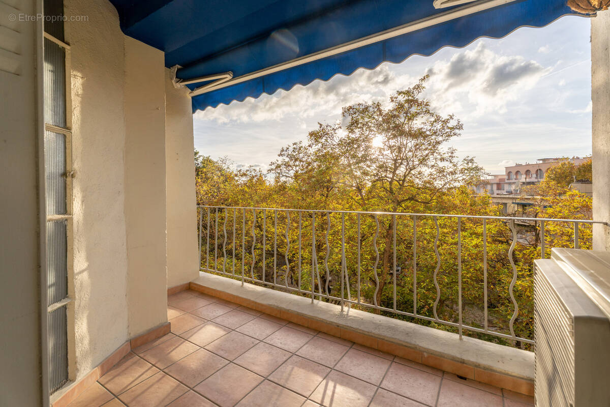 Appartement à MARSEILLE-15E