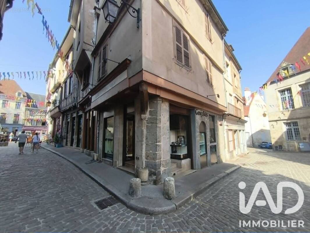 Photo 1 - Commerce à SEMUR-EN-AUXOIS