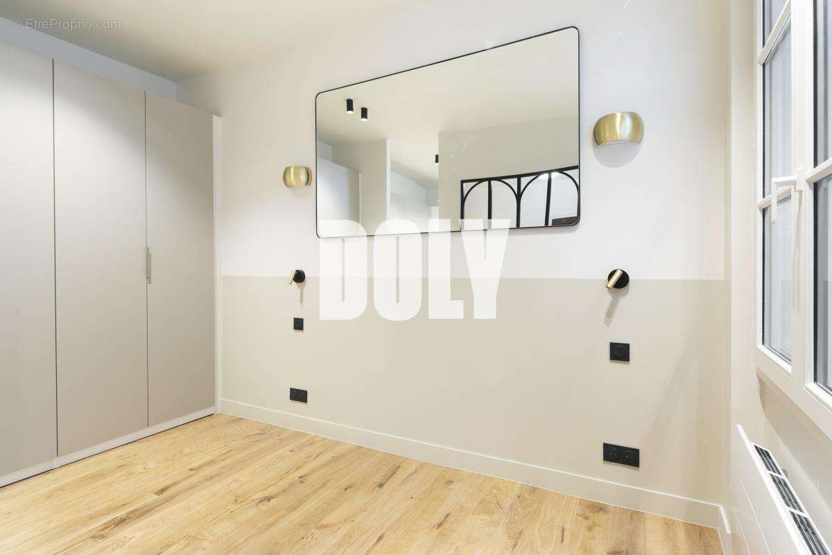 Appartement à PARIS-10E