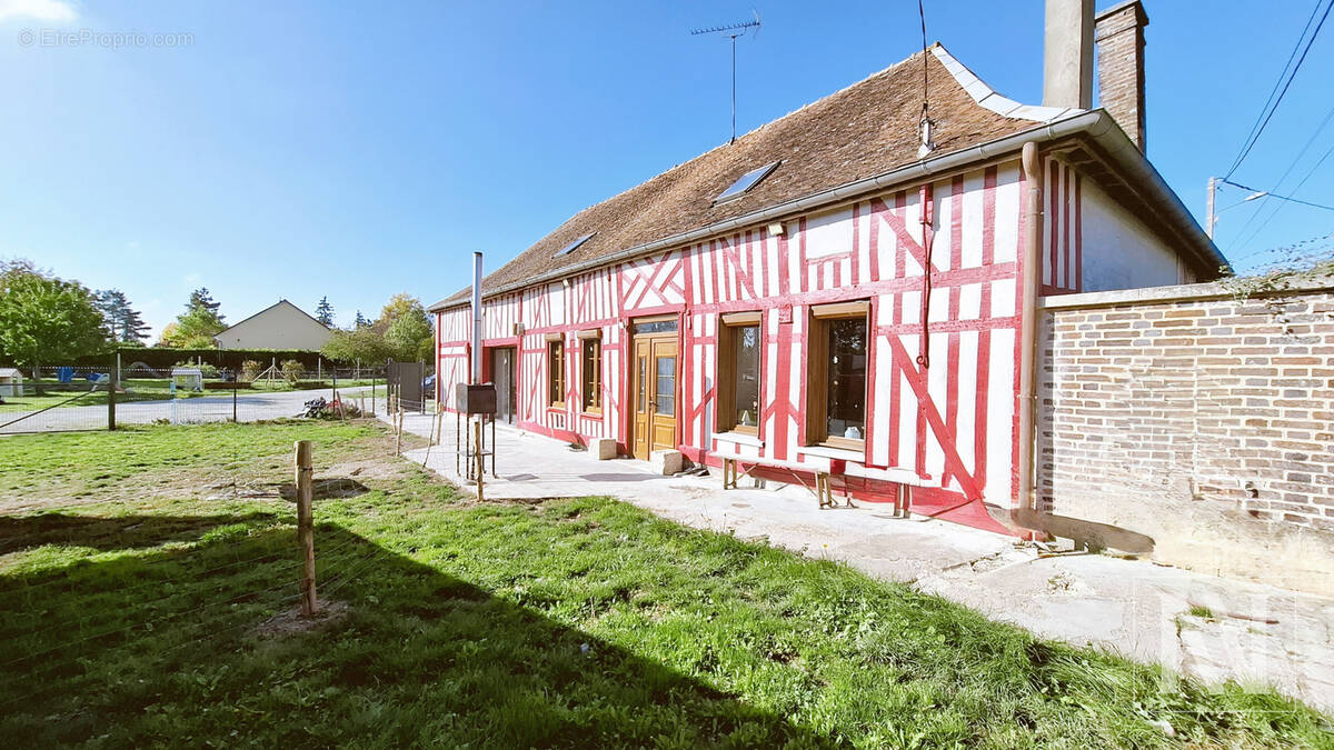 Maison à SAINT-NABORD-SUR-AUBE