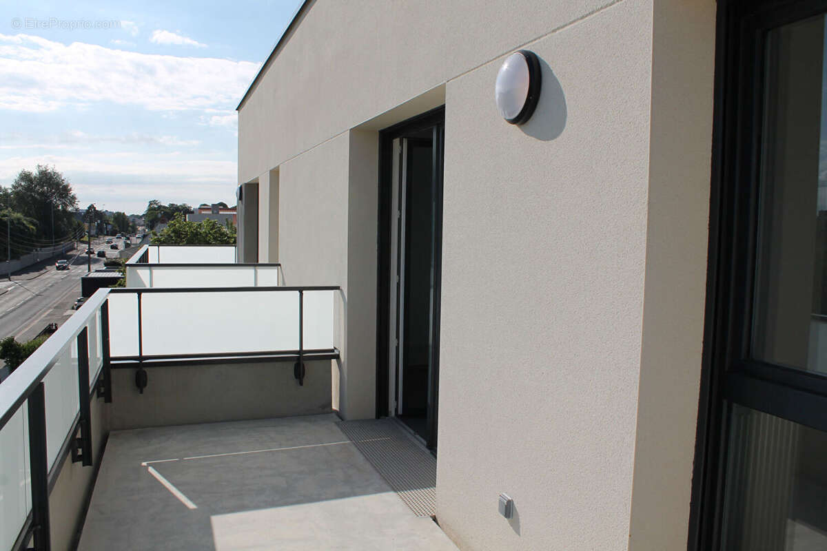 Appartement à MONDEVILLE