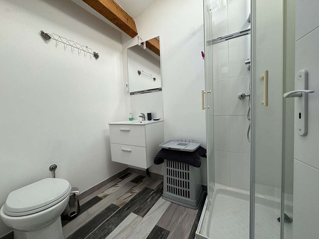 Appartement à GANGES