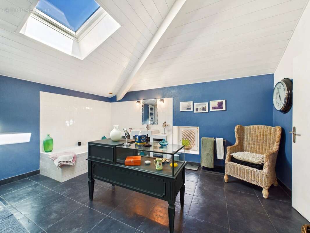 Belle propriété avec piscine et grange aménagée - photo 12