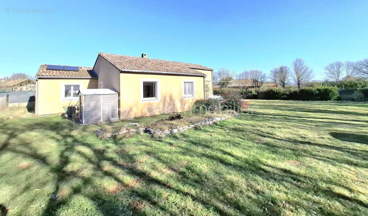 Maison à BLANDAS
