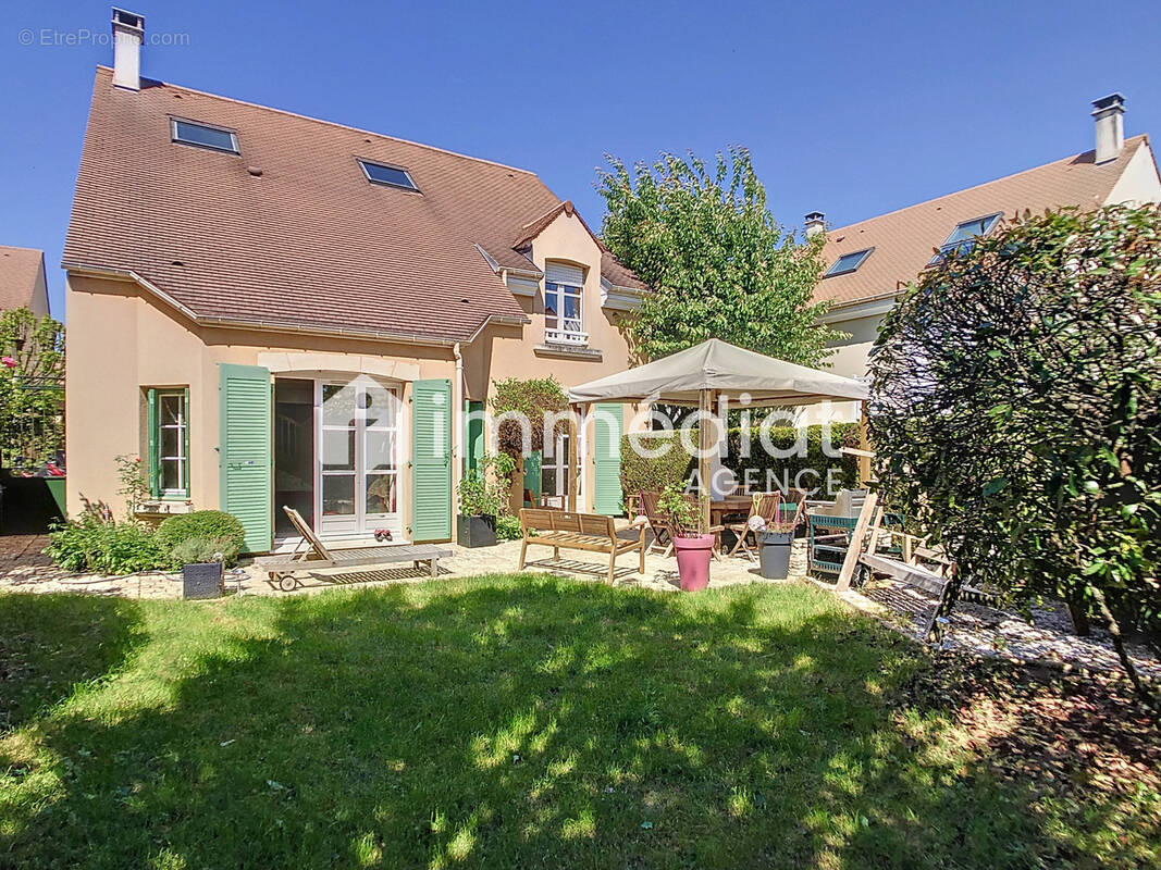 Maison à RUEIL-MALMAISON