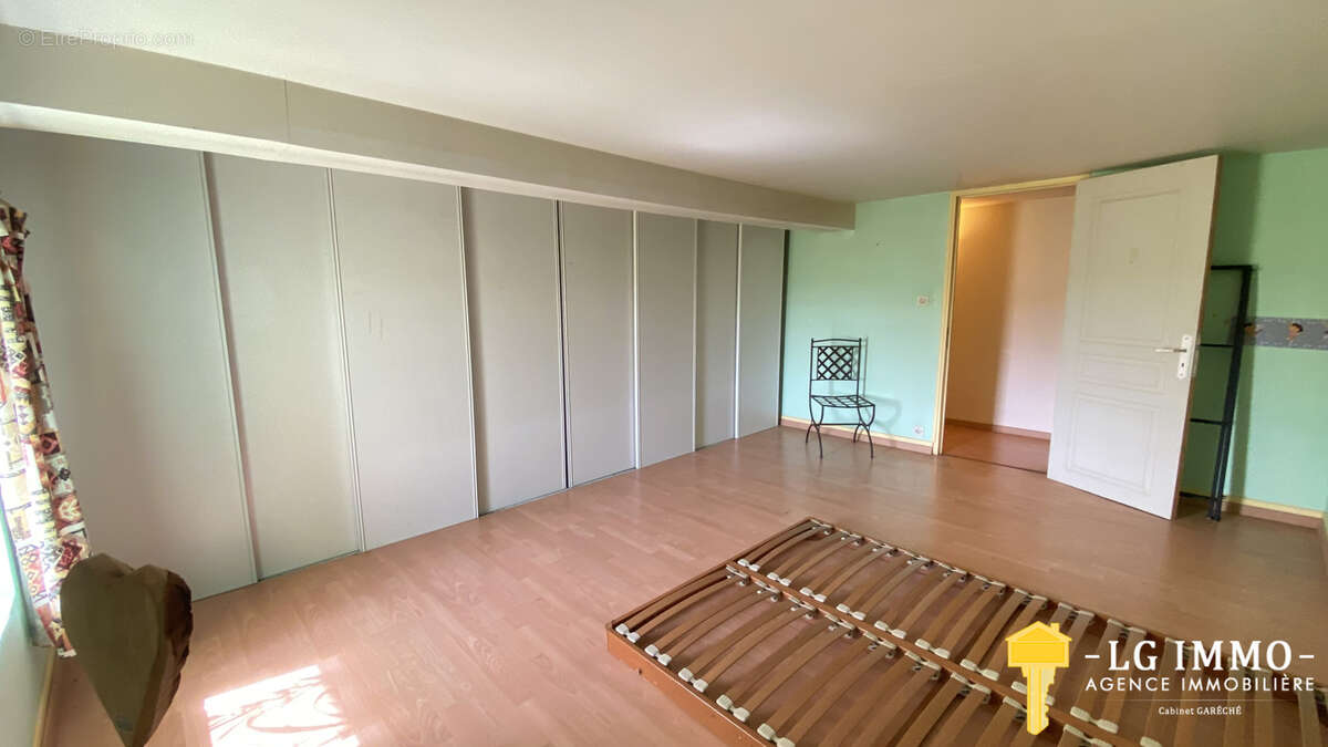 Longère avec dépendances, garages 300 m2, jardin, proche estuaire - photo 39