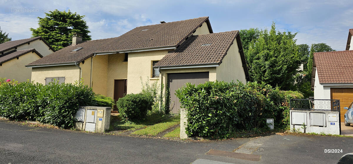 Maison à CLERMONT-FERRAND