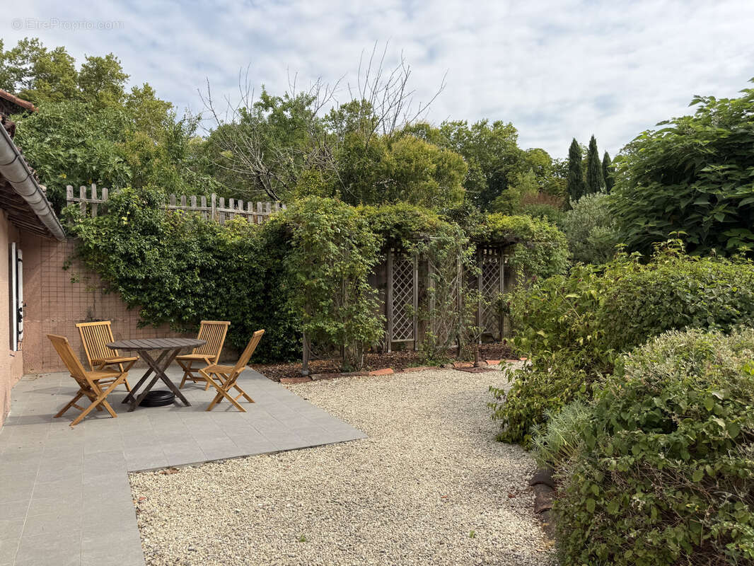 Maison de village avec jardin et garage à Montréal-du-Gers - photo 18