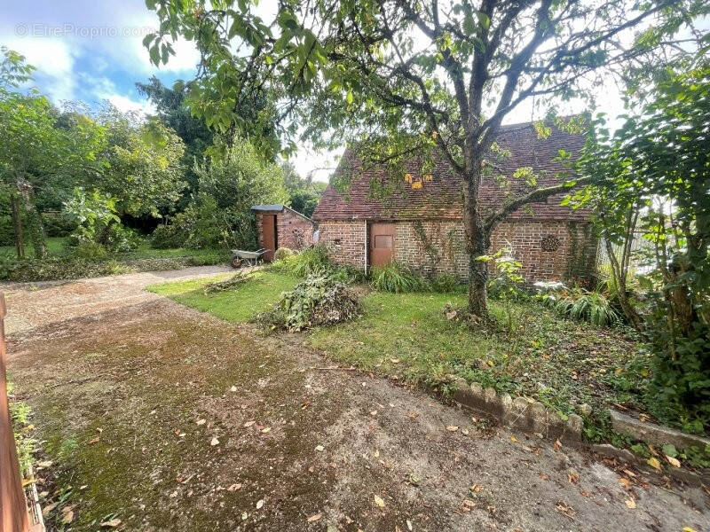 Maison à LA BAZOCHE-GOUET