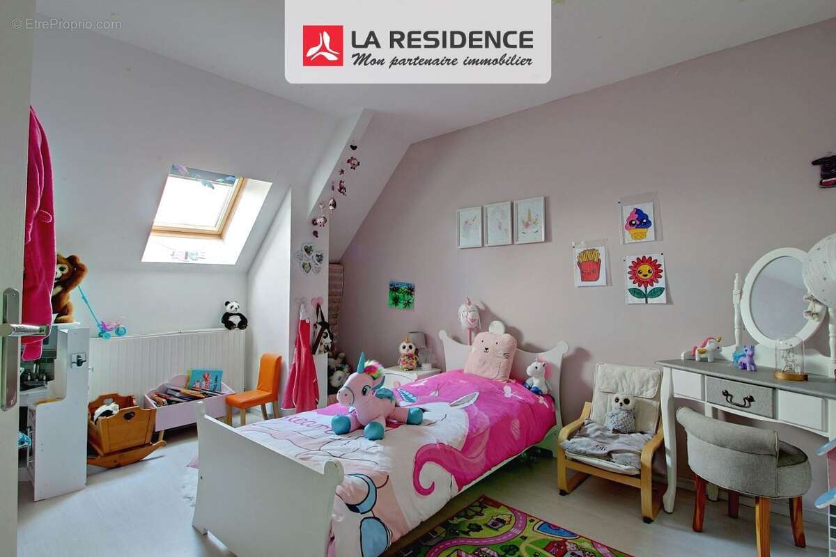 Maison à SAINT-ETIENNE-DU-ROUVRAY