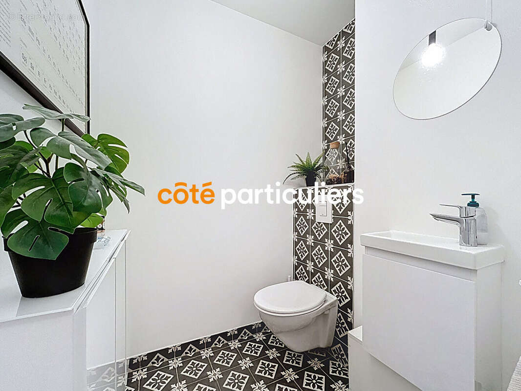 Appartement à SAINT-MAUR-DES-FOSSES