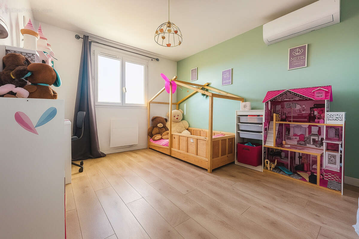 Maison à SAINT-MARTIN-LA-PLAINE