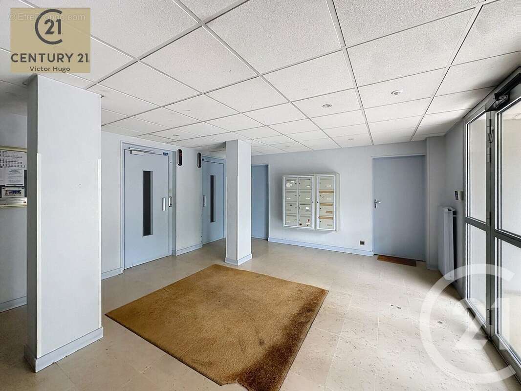 Appartement 78 m² à Limoges  - photo 8