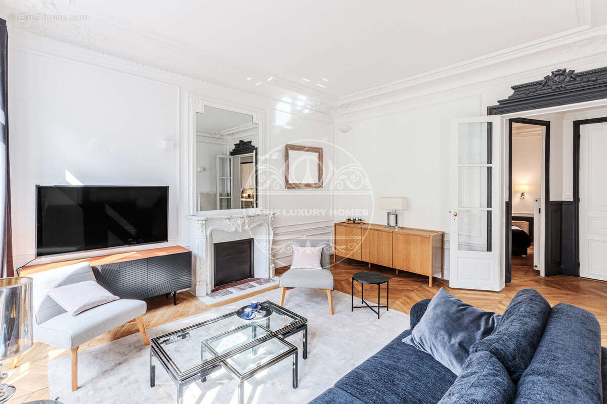 Appartement à PARIS-6E