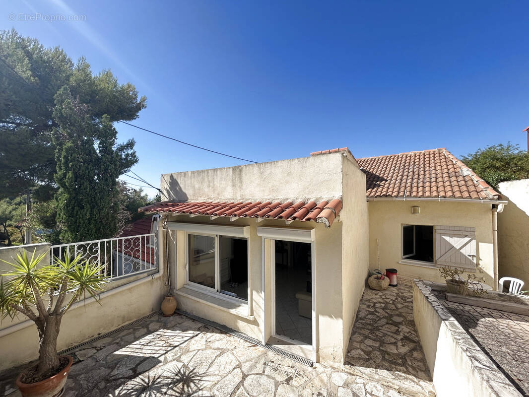 Maison à MARSEILLE-8E