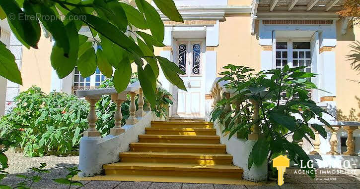 Maison à SAINT-GEORGES-DE-DIDONNE