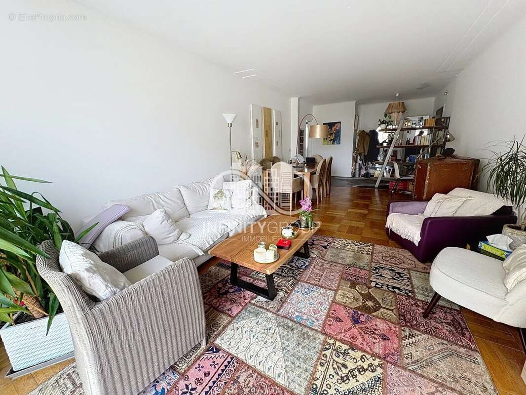 Appartement à LE CANNET