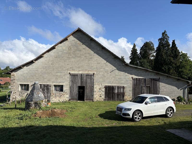 Maison à LUBERSAC