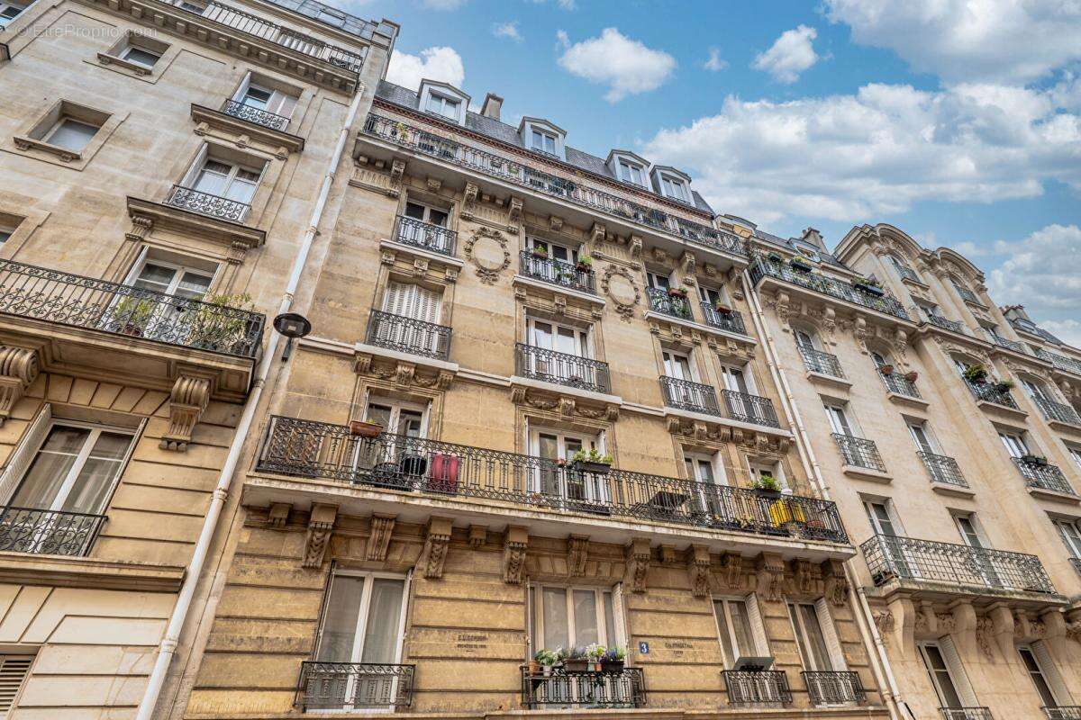 Appartement à PARIS-19E