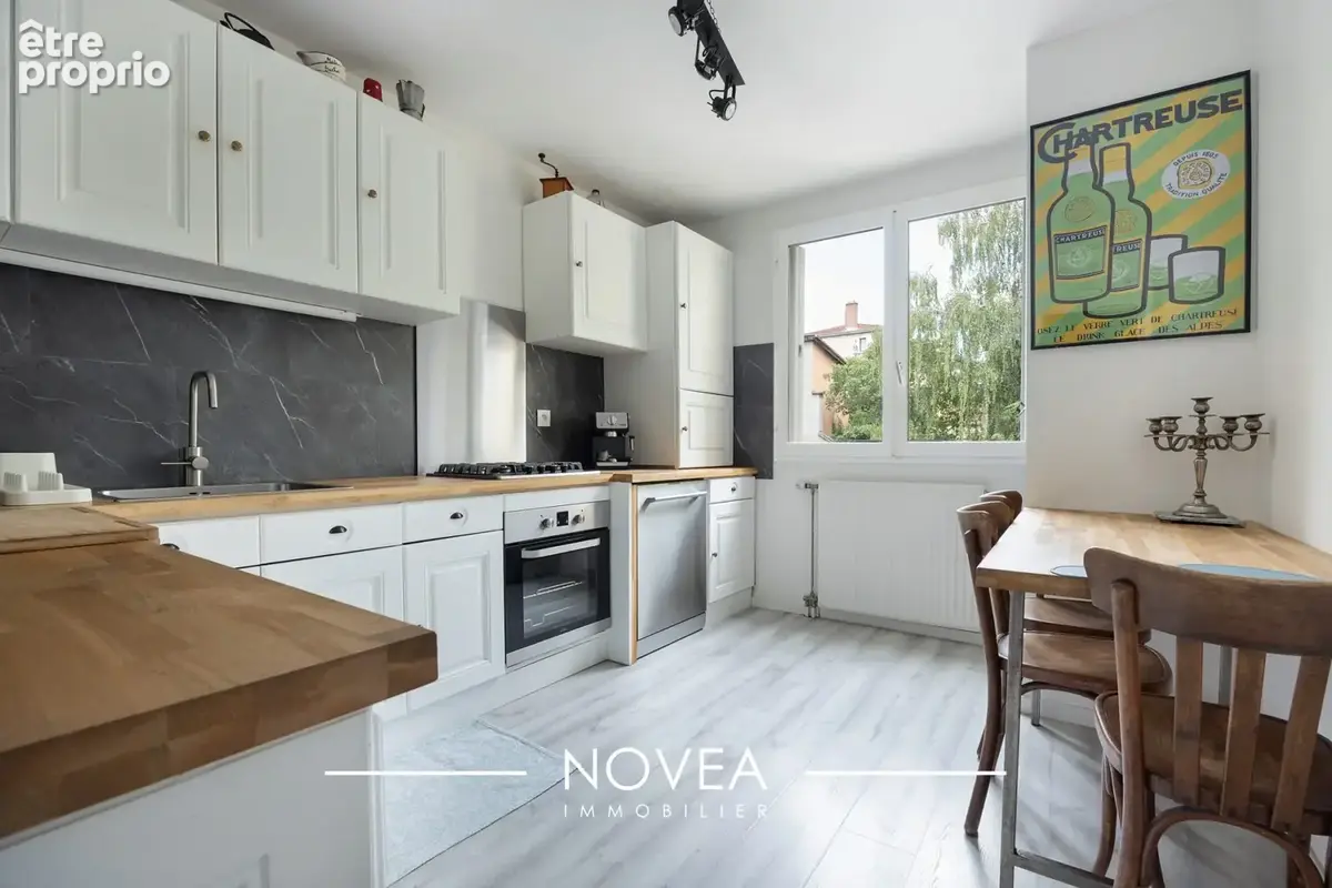 Appartement 107 m² à Fontaines-Sur-Saone  - photo 3