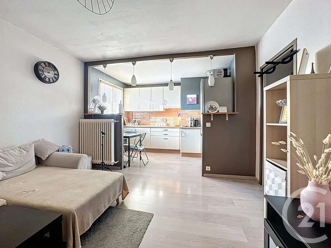 Appartement à MELUN