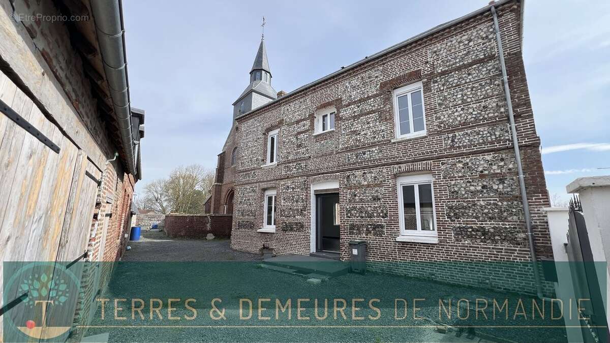 Maison à ETALONDES