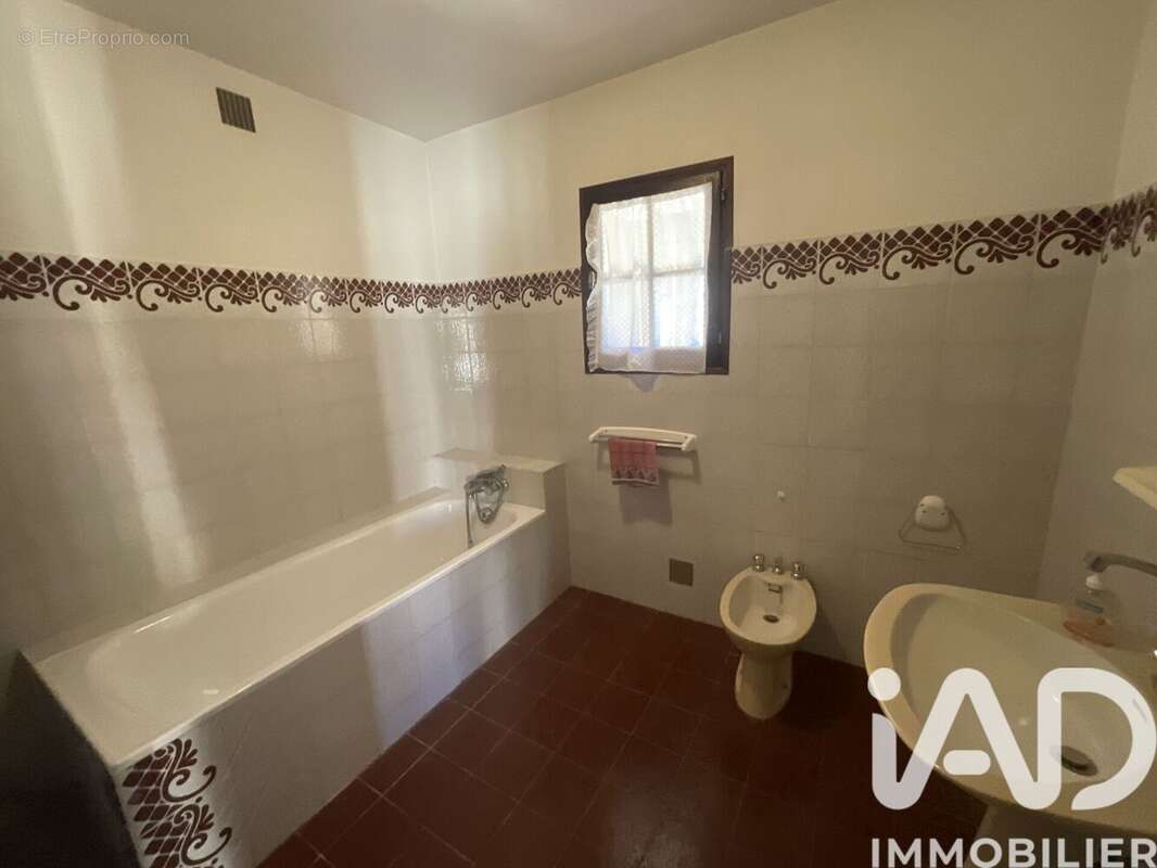 Photo 6 - Maison à SIX-FOURS-LES-PLAGES