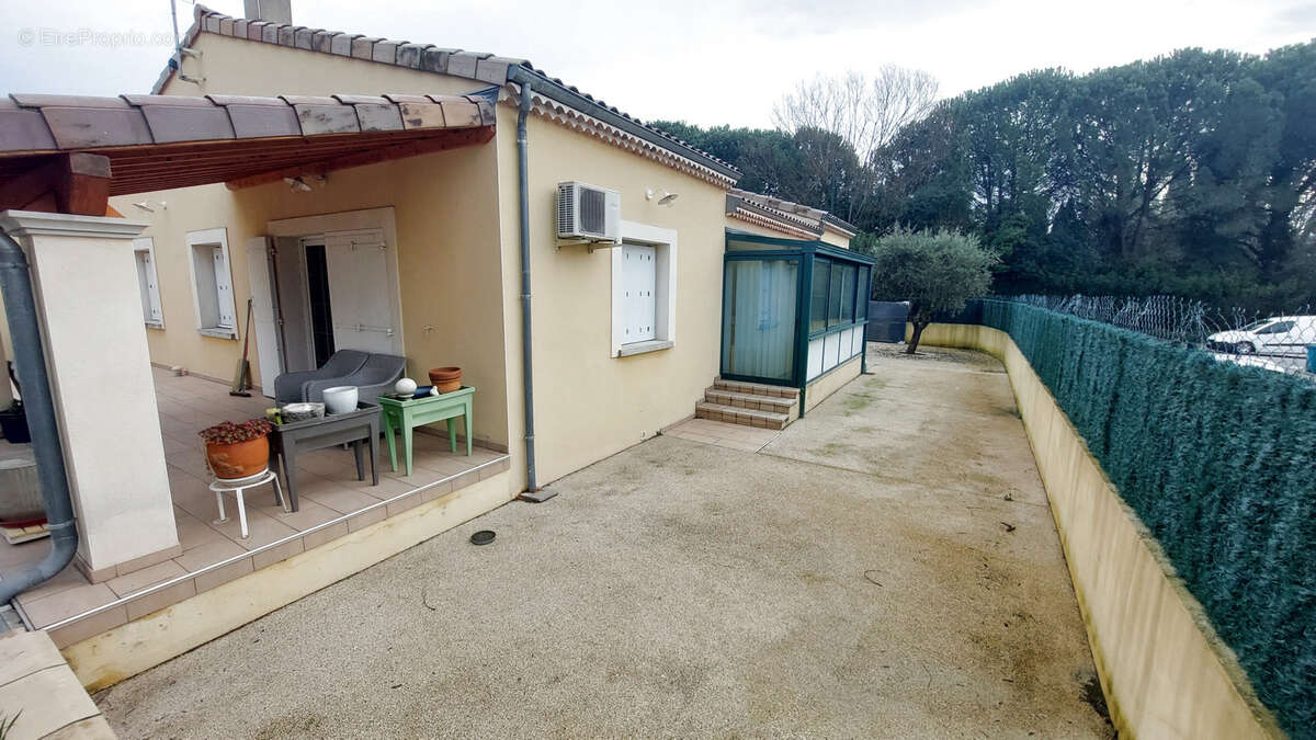 Maison à MONTELIMAR