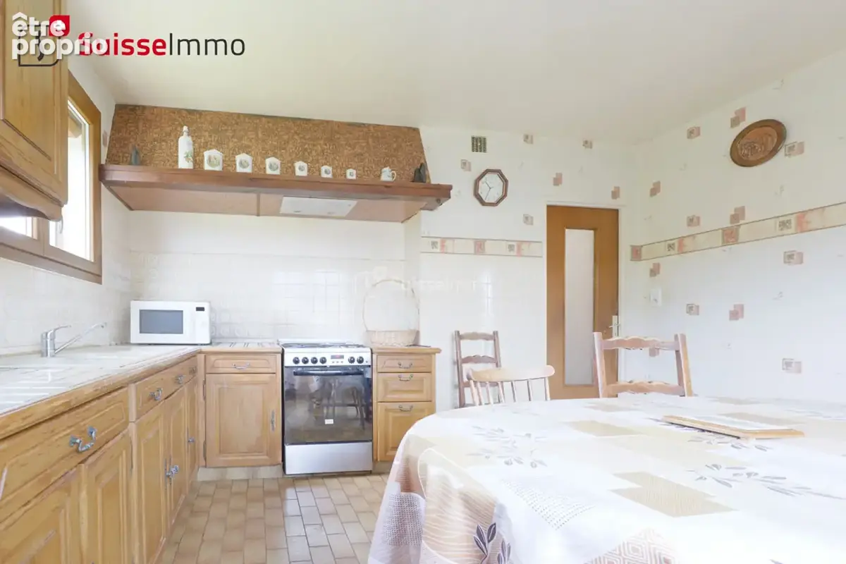 Dambelin - Maison de 136 m2 / 22 ares - photo 7