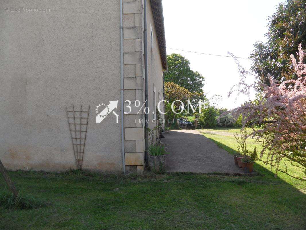 3%.com belle propriete sur 13306 m2 - photo 7