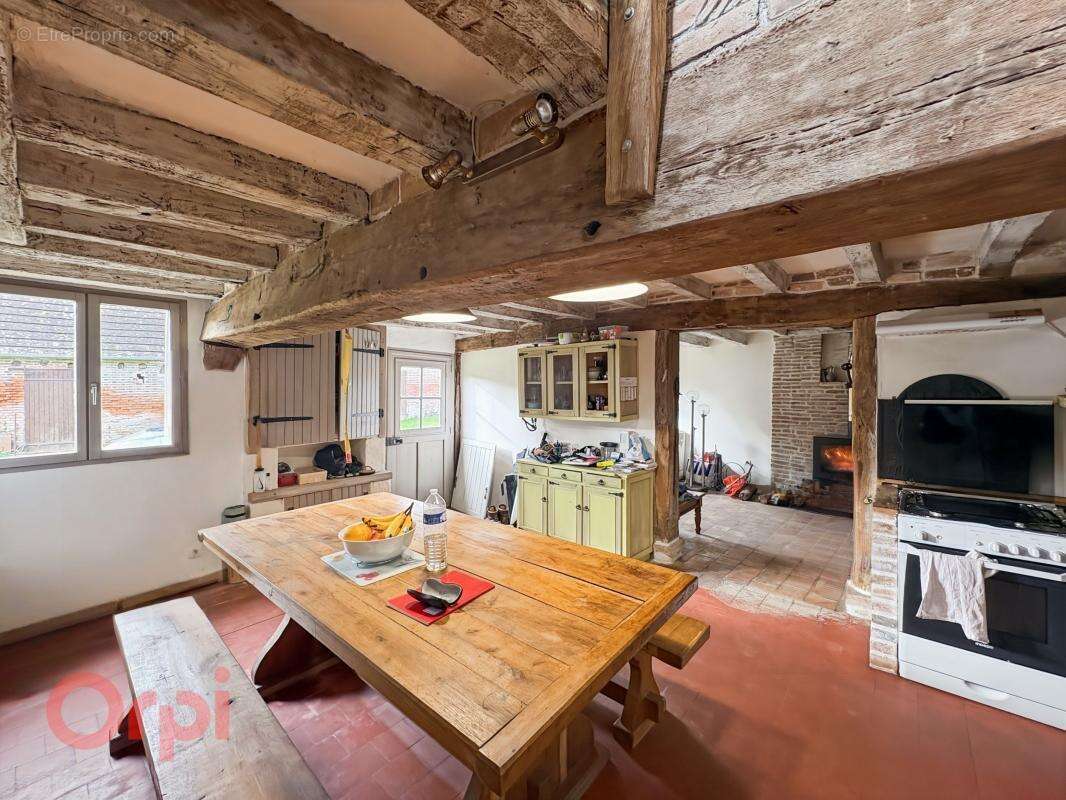 Maison à LA FERTE-IMBAULT