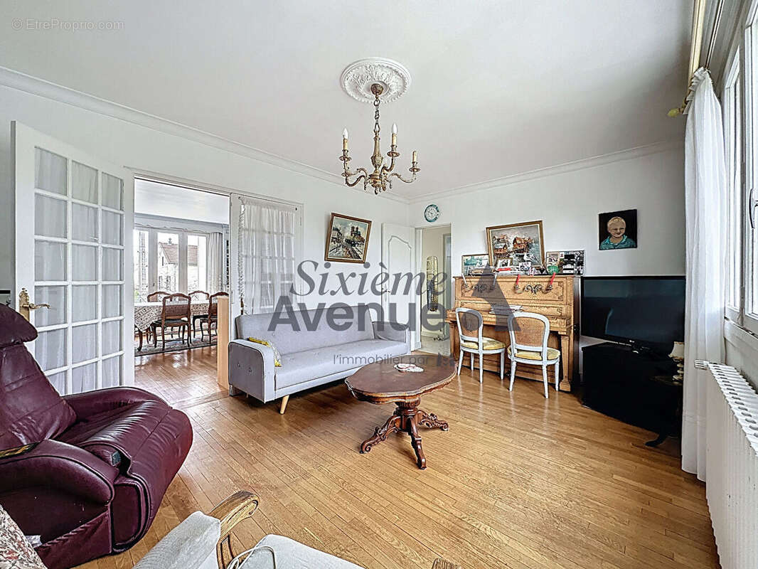 Maison à NOISY-LE-GRAND