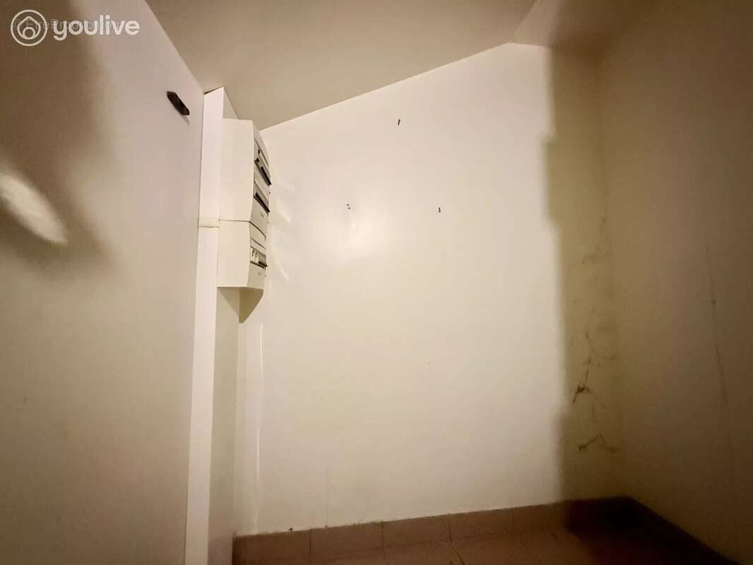 Commerce à DOUDEVILLE