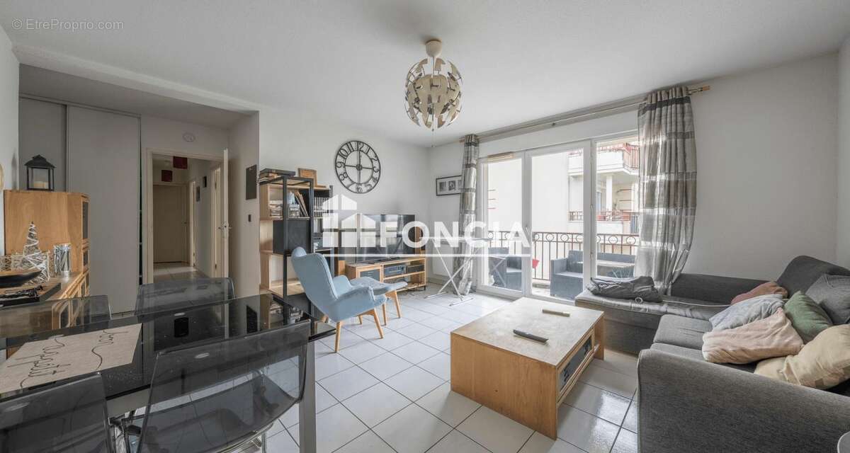 Appartement à VILLENAVE-D'ORNON
