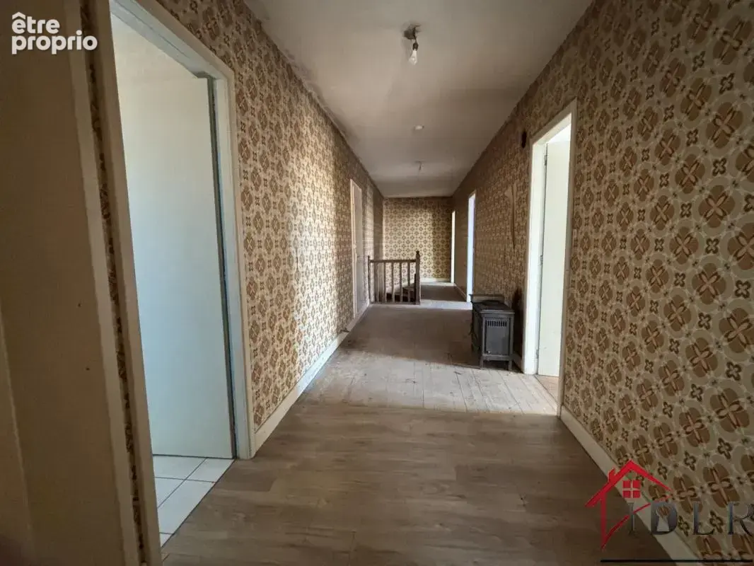 maison d'habitation de type f7, 157 m2 sur un terrain de 614 - photo 4