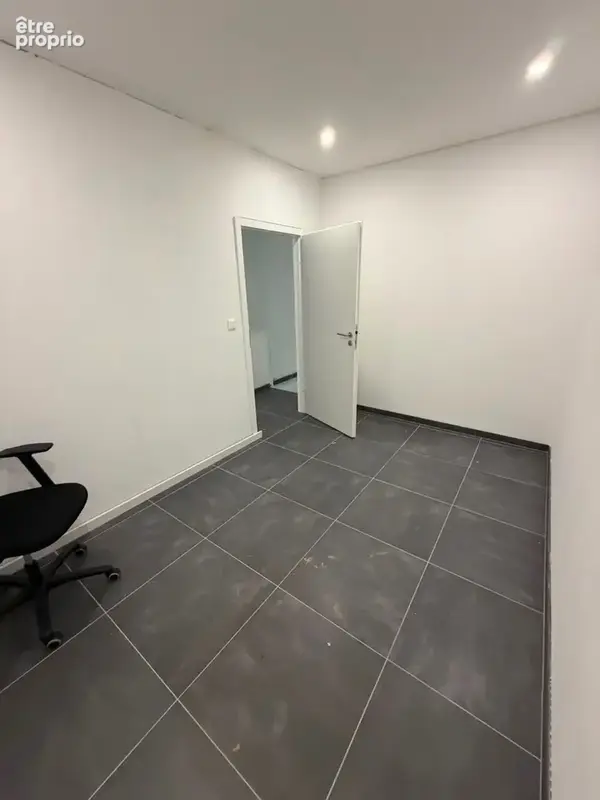 immeuble de rapport avec un logement 121 m2 et 3 cellules commerciales - photo 20