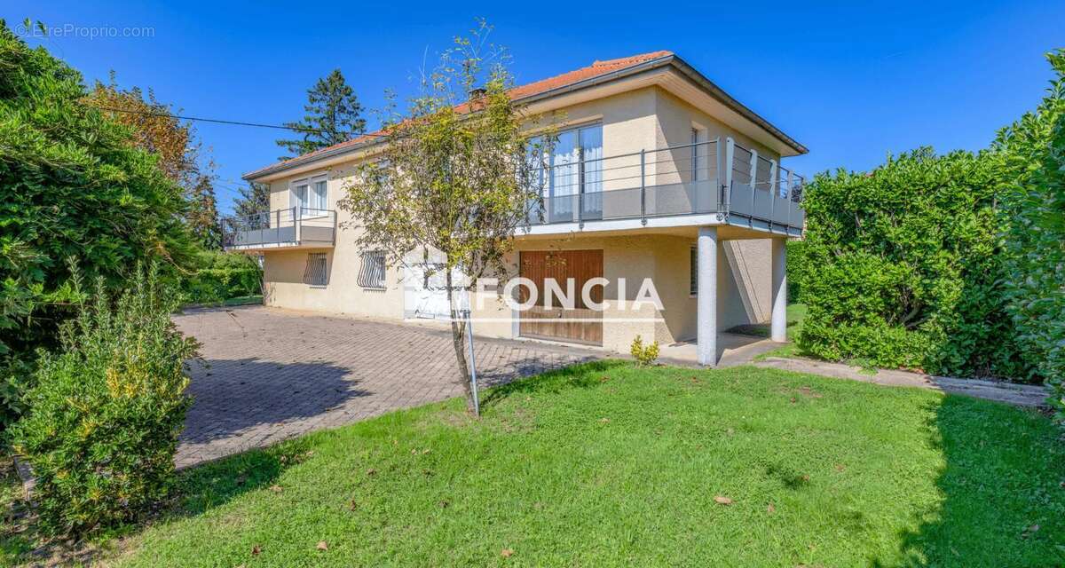 Maison à RILLIEUX-LA-PAPE