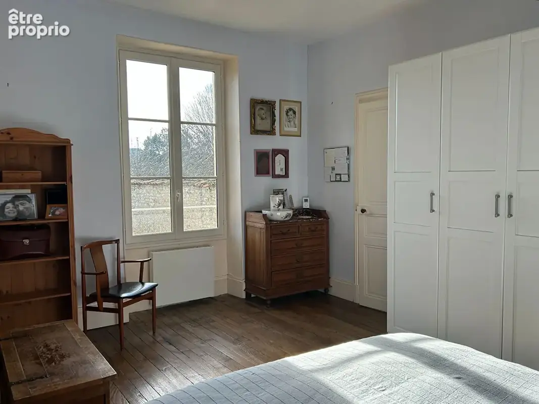 Maison 6 pièces 205 m² à vendre à Civray (86400) - photo 9