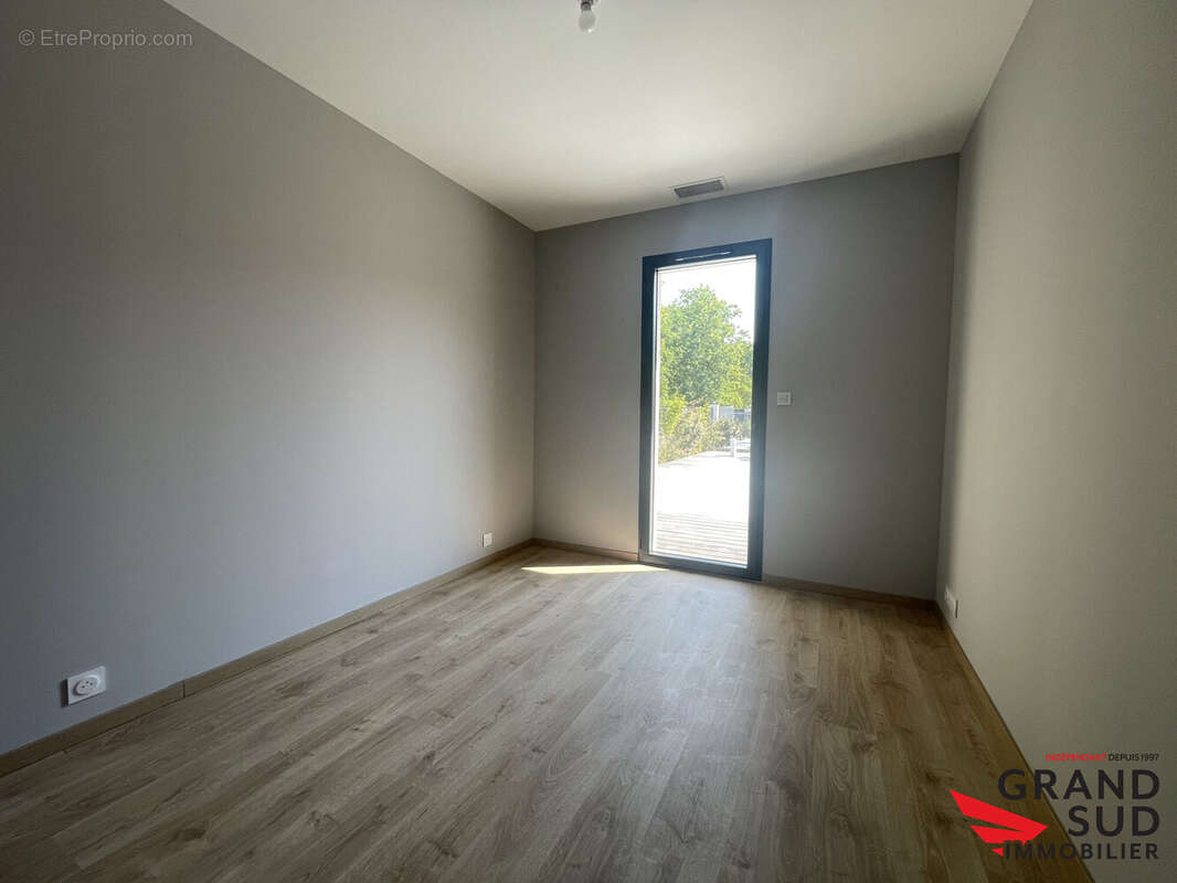Maison 123 m² à Saint-Aubin-De-Medoc  - photo 7