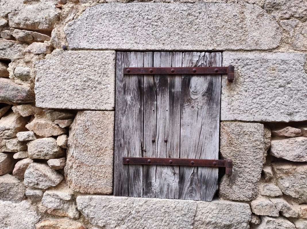 Maison à CHAMPNIERS-ET-REILHAC