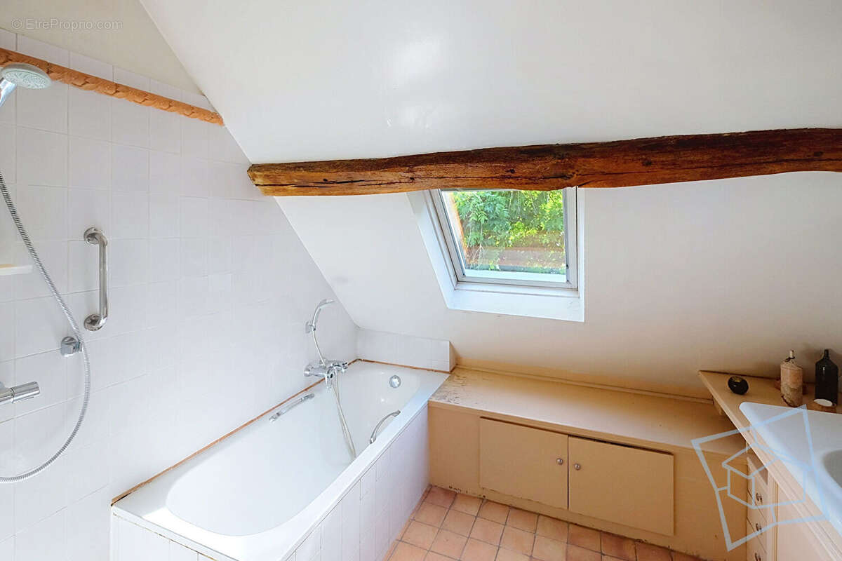 Maison à SAINT-FORGET