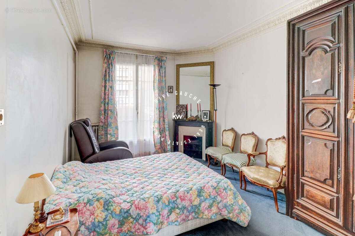 Appartement à PARIS-15E