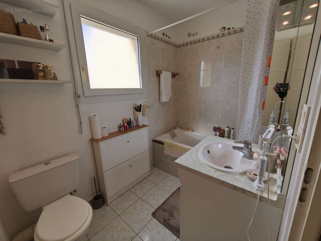 Maison à SAINTE-SAVINE