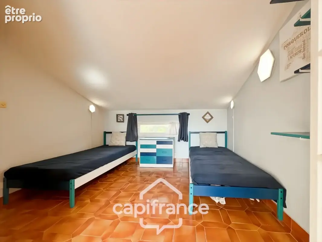 Appartement à vendre 4 pièces PORQUEROLLES (83), rare à la vente appartement 2 terasses et cave, vue et calme - photo 15